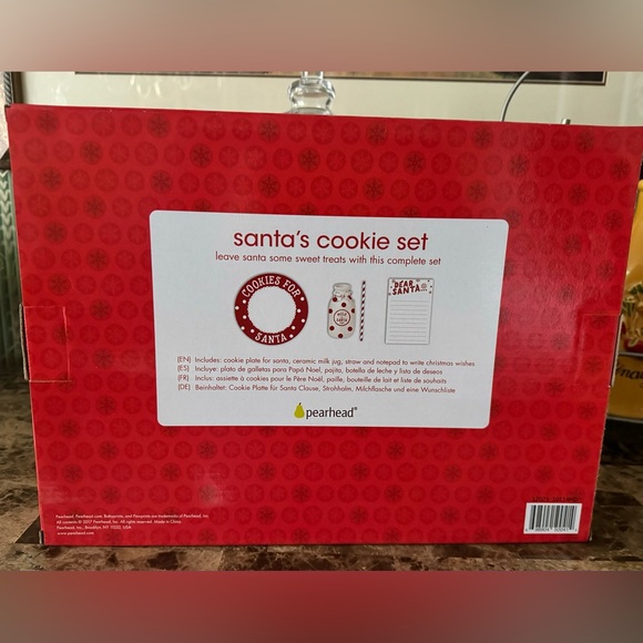 Spearhead Santa’s Cookie and Milk Set. - Picture 2 of 2